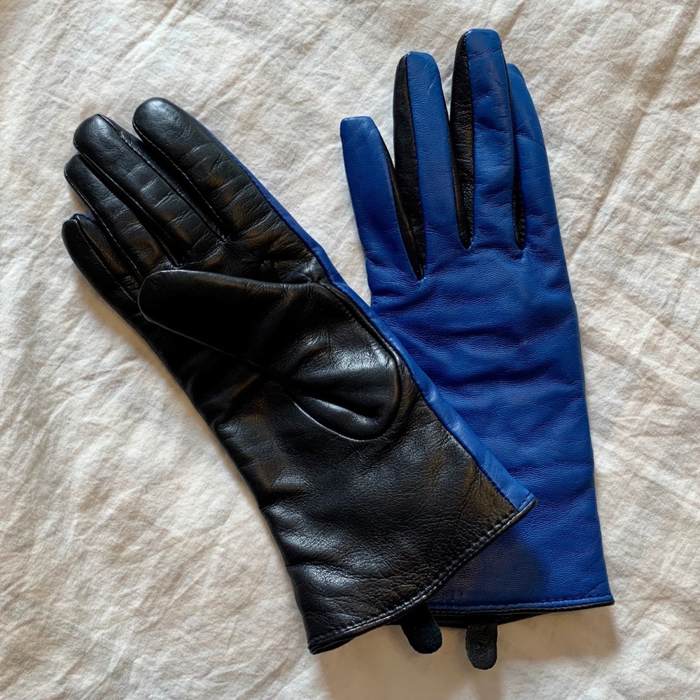 Two tone blue/black leather gloves